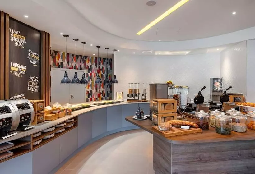 Hotelli Hampton By Hilton High Wycombe