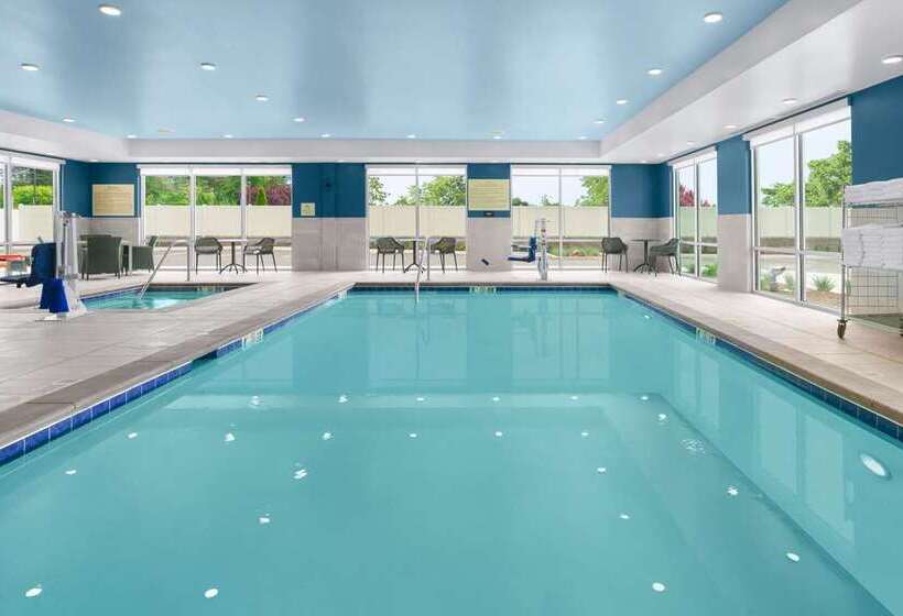 Отель Hampton Inn Bellingham Airport