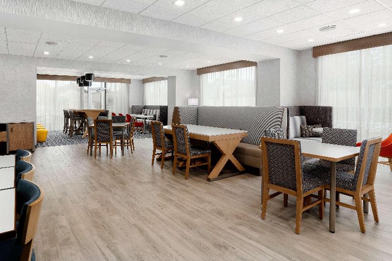 Отель Hampton Inn Bellingham Airport