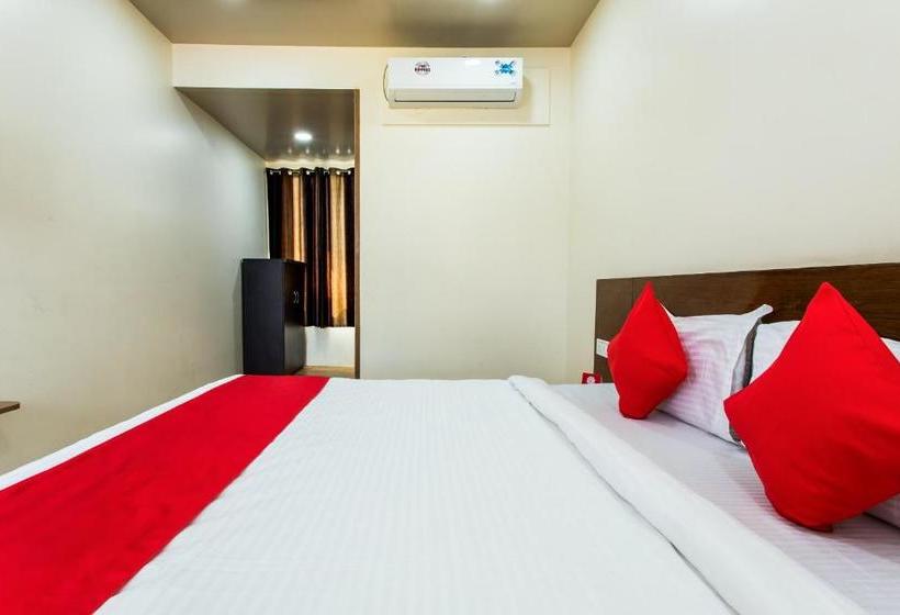 בית מלון כפרי Oyo 11929  Ridhi Sidhi