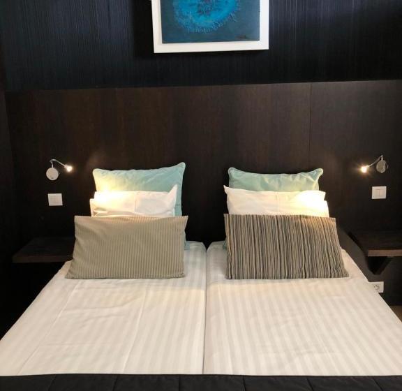 בית מלון כפרי The 5