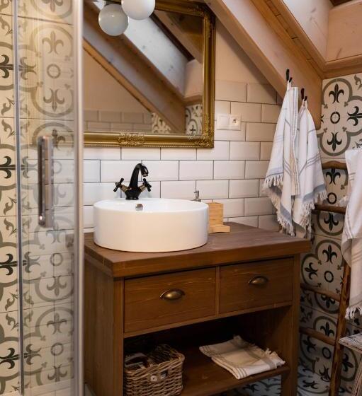 Majatalo Penzion V Poli