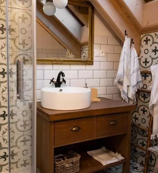 Majatalo Penzion V Poli