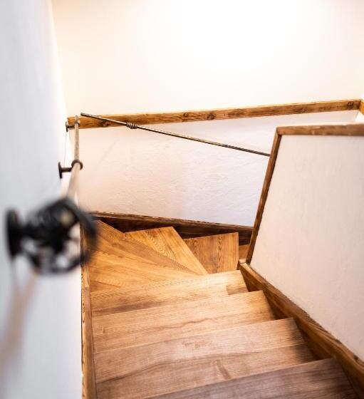 Majatalo Penzion V Poli