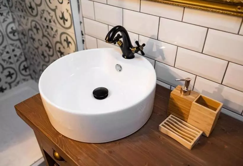 Majatalo Penzion V Poli