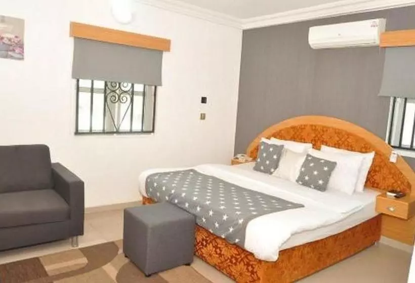 پانسیون Neyo And Suites