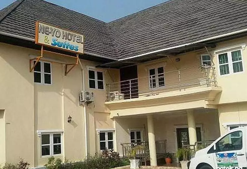 پانسیون Neyo And Suites