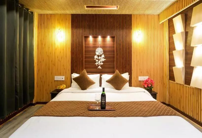 Babylon Resort