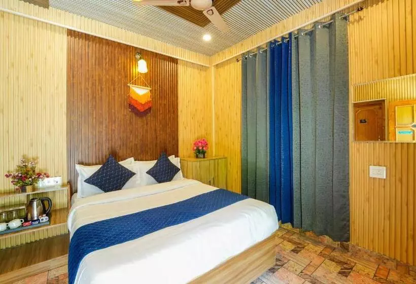 Babylon Resort