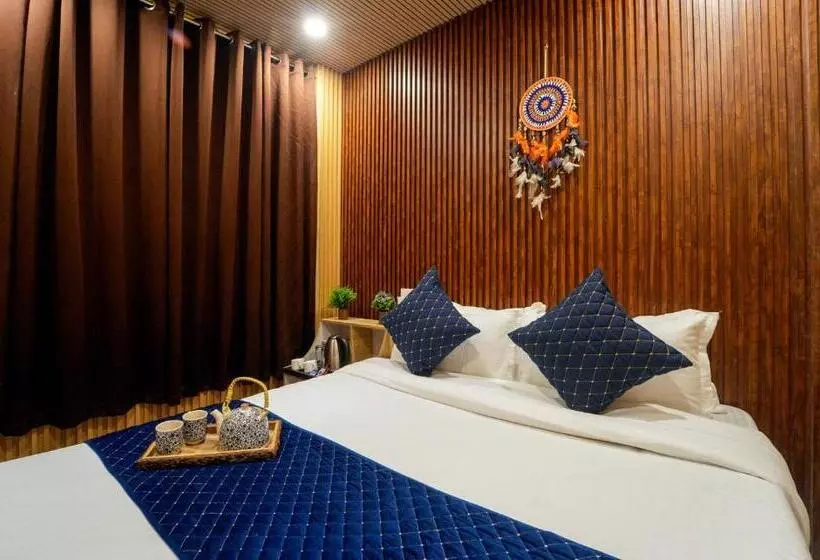 Babylon Resort