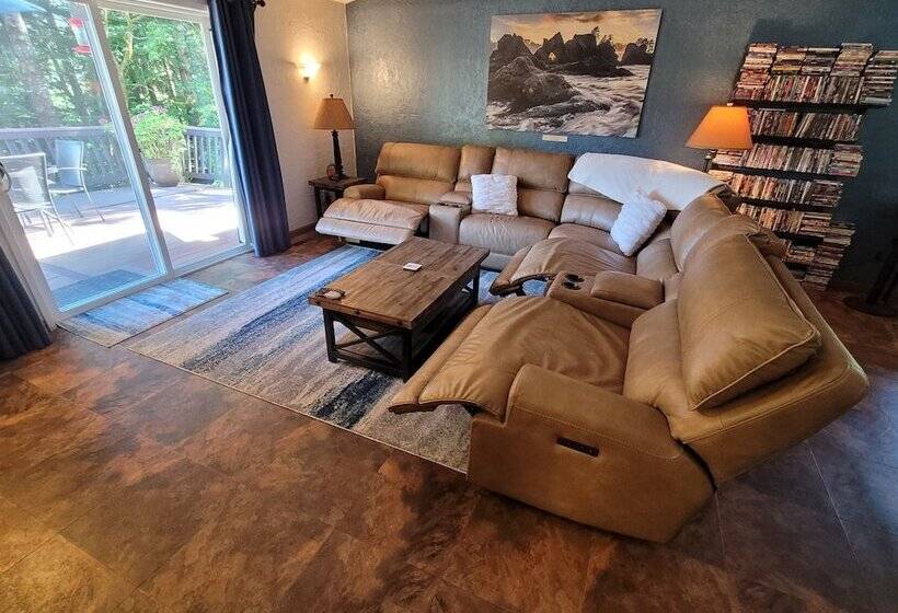 住宿加早餐  Misty Valley Inn