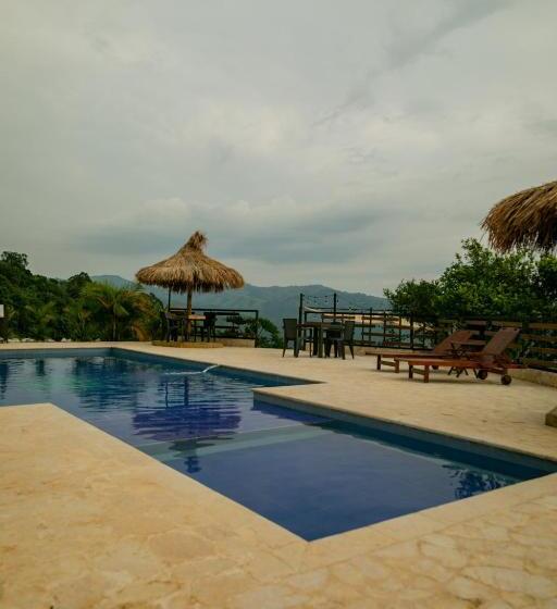 Entre Verdes Hotel & Glamping