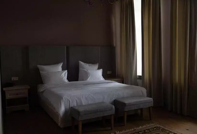 Grand Hotel Gyumri By Apricot Hotels