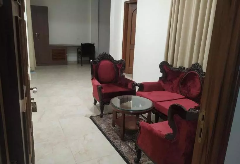 ホテル Awadh Inn