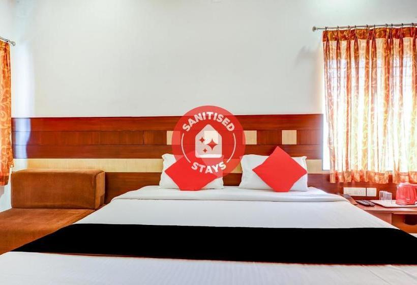 호텔 Capital O 79172 Residenza  Dreams Paradise