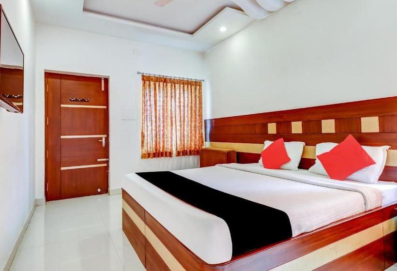 호텔 Capital O 79172 Residenza  Dreams Paradise