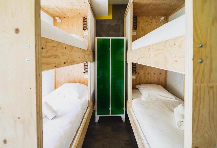 هتل Hôtel Le Terre Sainte