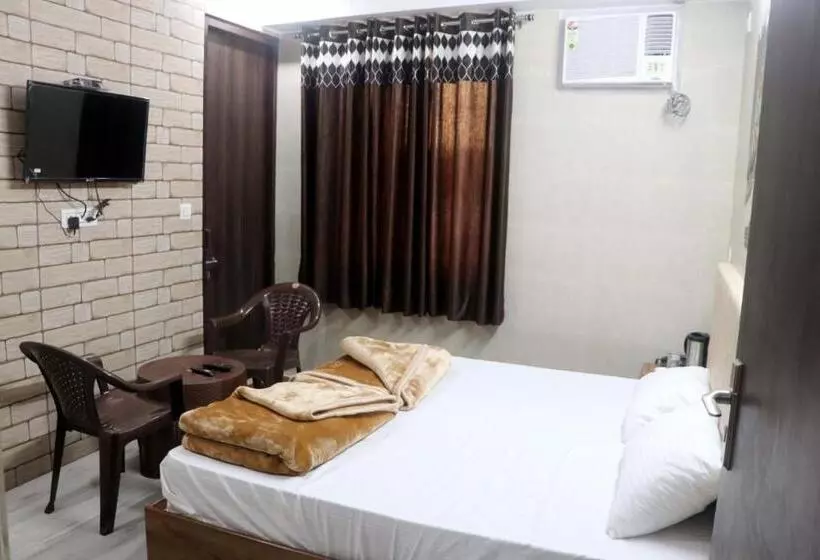 Hotel Krishna Dreams