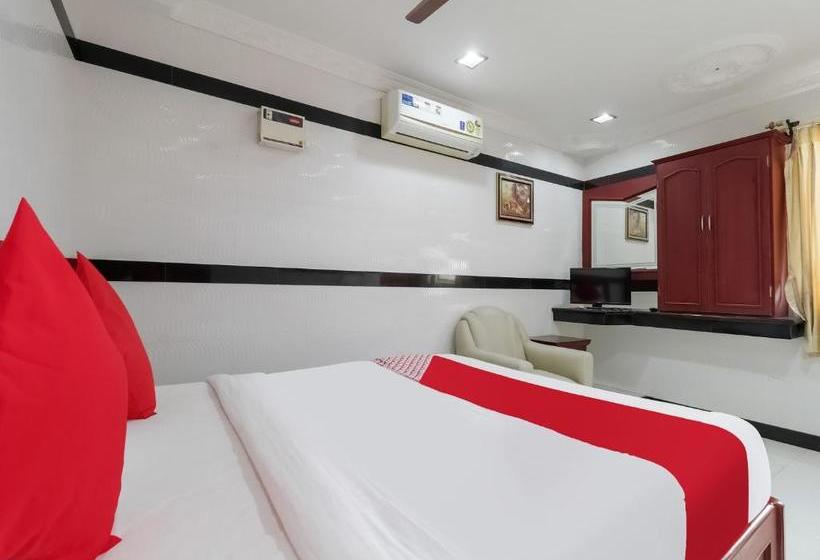 בית מלון כפרי Oyo 78762 Sun Residency