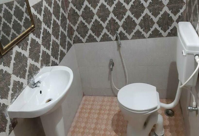 Hotel Sai Gourav Residence