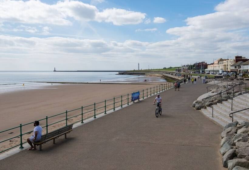 هتل The Seaburn Inn   The Inn Collection Group