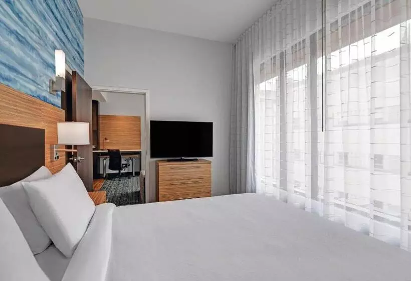 ホテル Towneplace Suites By Marriott Cincinnati Downtown