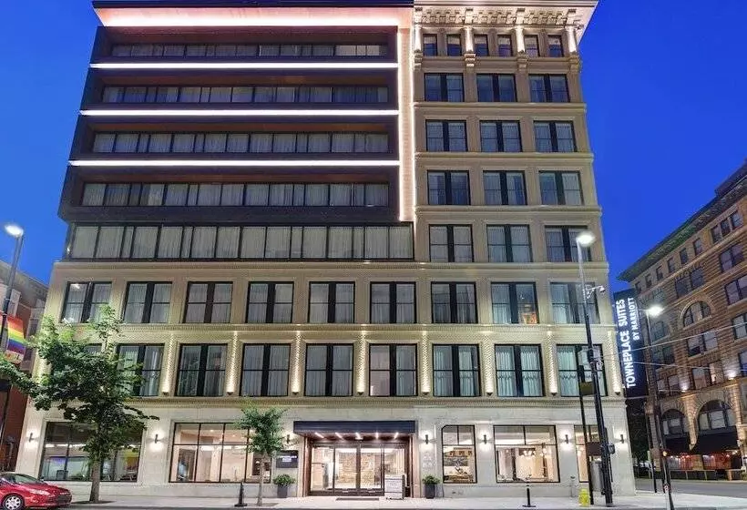 ホテル Towneplace Suites By Marriott Cincinnati Downtown