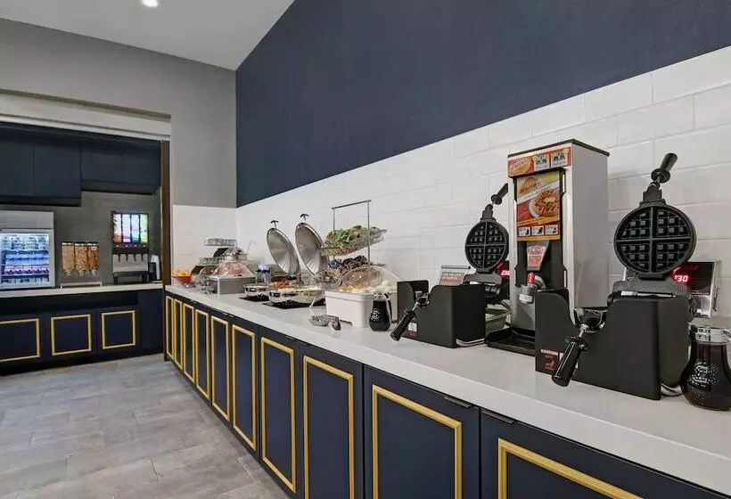 ホテル Towneplace Suites By Marriott Cincinnati Downtown