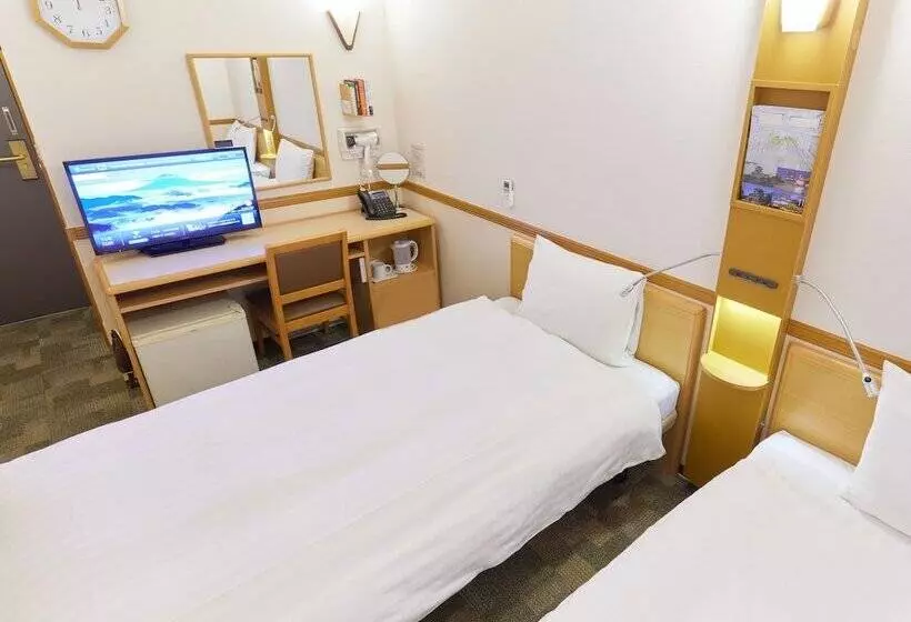 Hotelli Toyoko Inn Niigata Ekimae