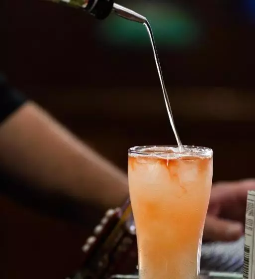 New Crown Hotel Motel