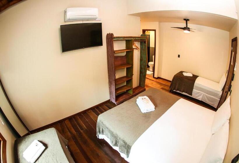 פנסיון Bossa Beach House