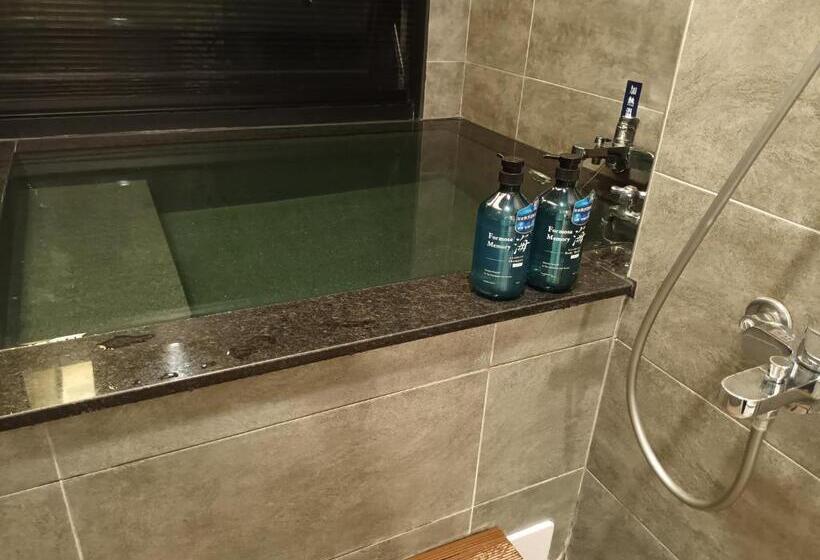 پانسیون Silence And Stillness