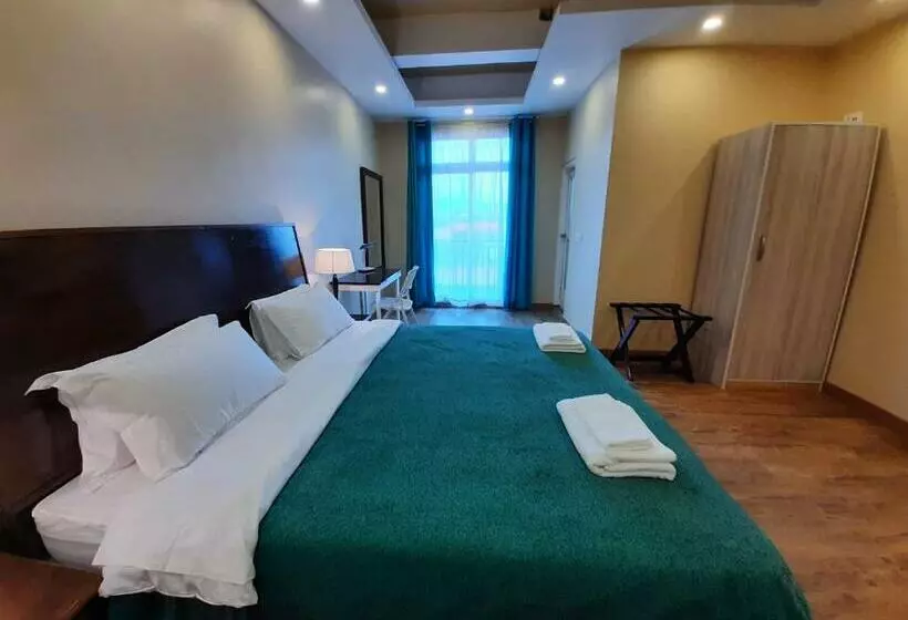 Lomakeskus Shalom Farmhouse By The Hillside