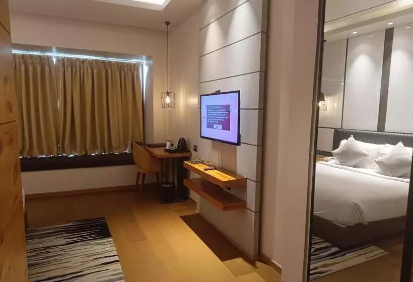 Udman Hotel Greater Noida
