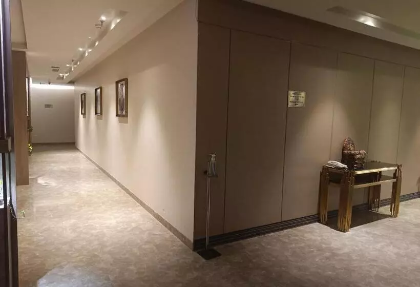 Udman Hotel Greater Noida