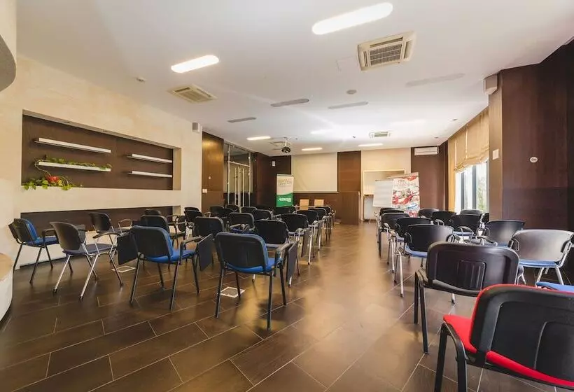 هتل & Apartments Hec Residence