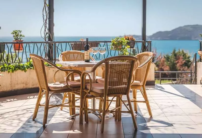 هتل & Apartments Hec Residence