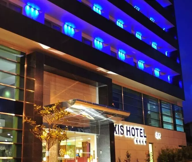هتل Axis Porto Business & Spa