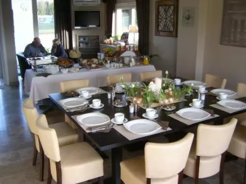 Отель B&b De Edelsteen