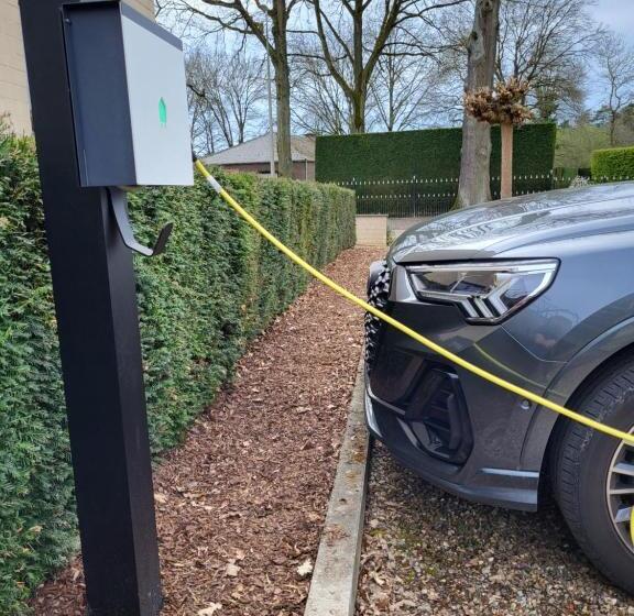 호텔 B&b De Edelsteen