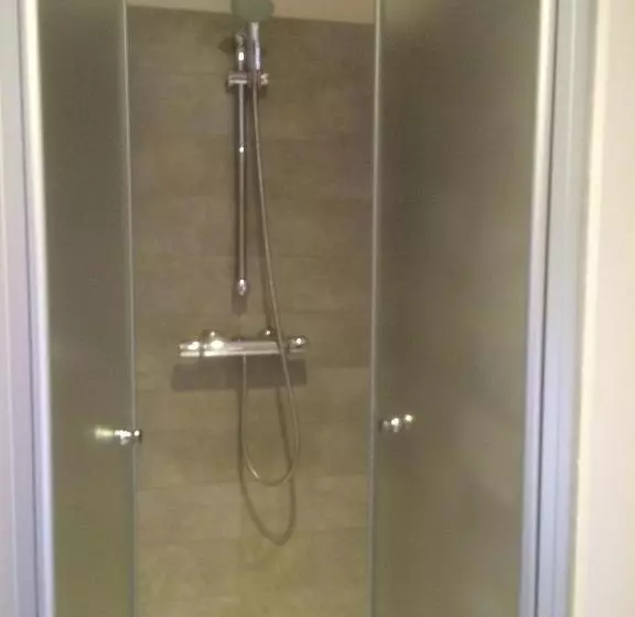 Отель B&b De Edelsteen