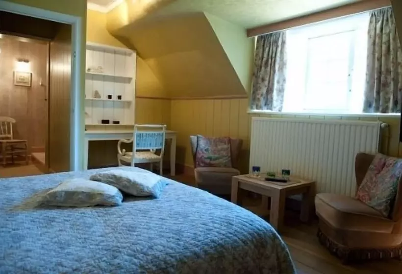 호텔 B&b Domein Leegendael