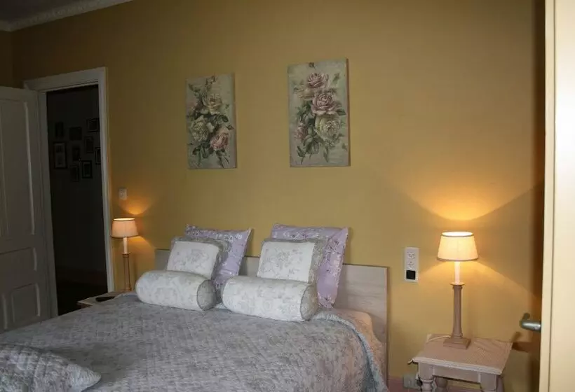 호텔 B&b Domein Leegendael