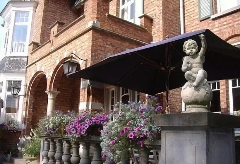 호텔 B&b Domein Leegendael