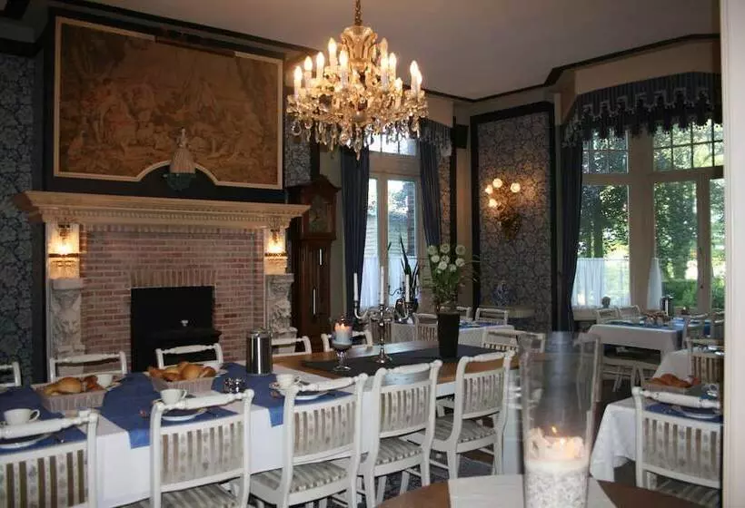 호텔 B&b Domein Leegendael