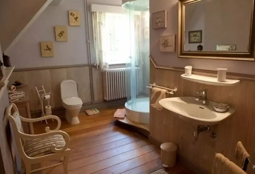 호텔 B&b Domein Leegendael