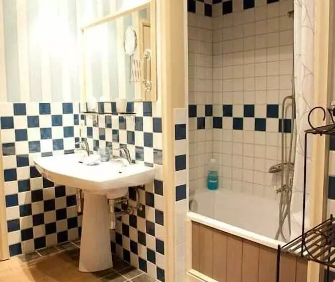 호텔 B&b Domein Leegendael