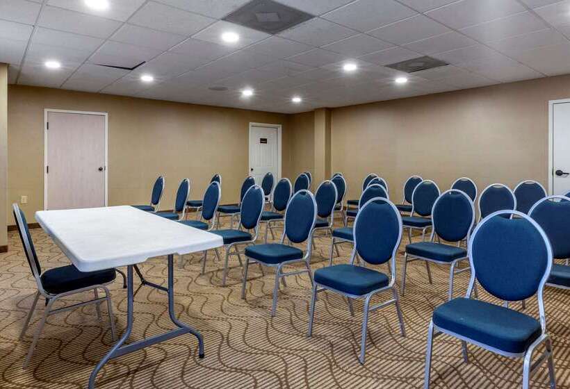 فندق Comfort Suites Raleigh Walnut Creek