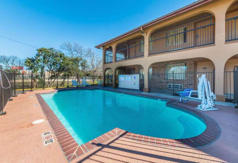 酒店 Econo Lodge San Marcos University Area