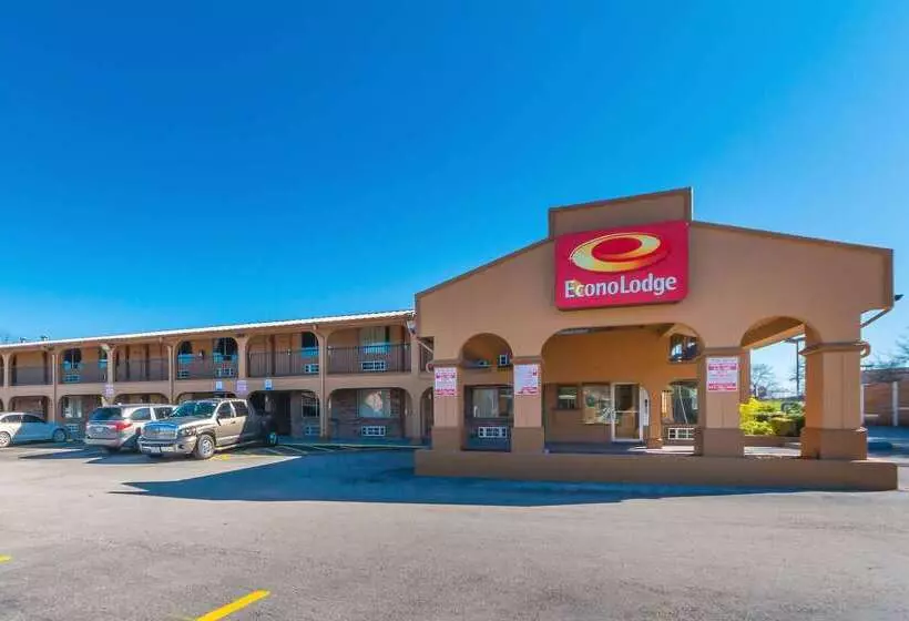 Отель Econo Lodge San Marcos University Area